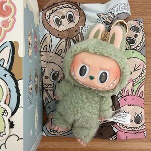 Pop Mart Exciting Macaron Labubu "Green grape"